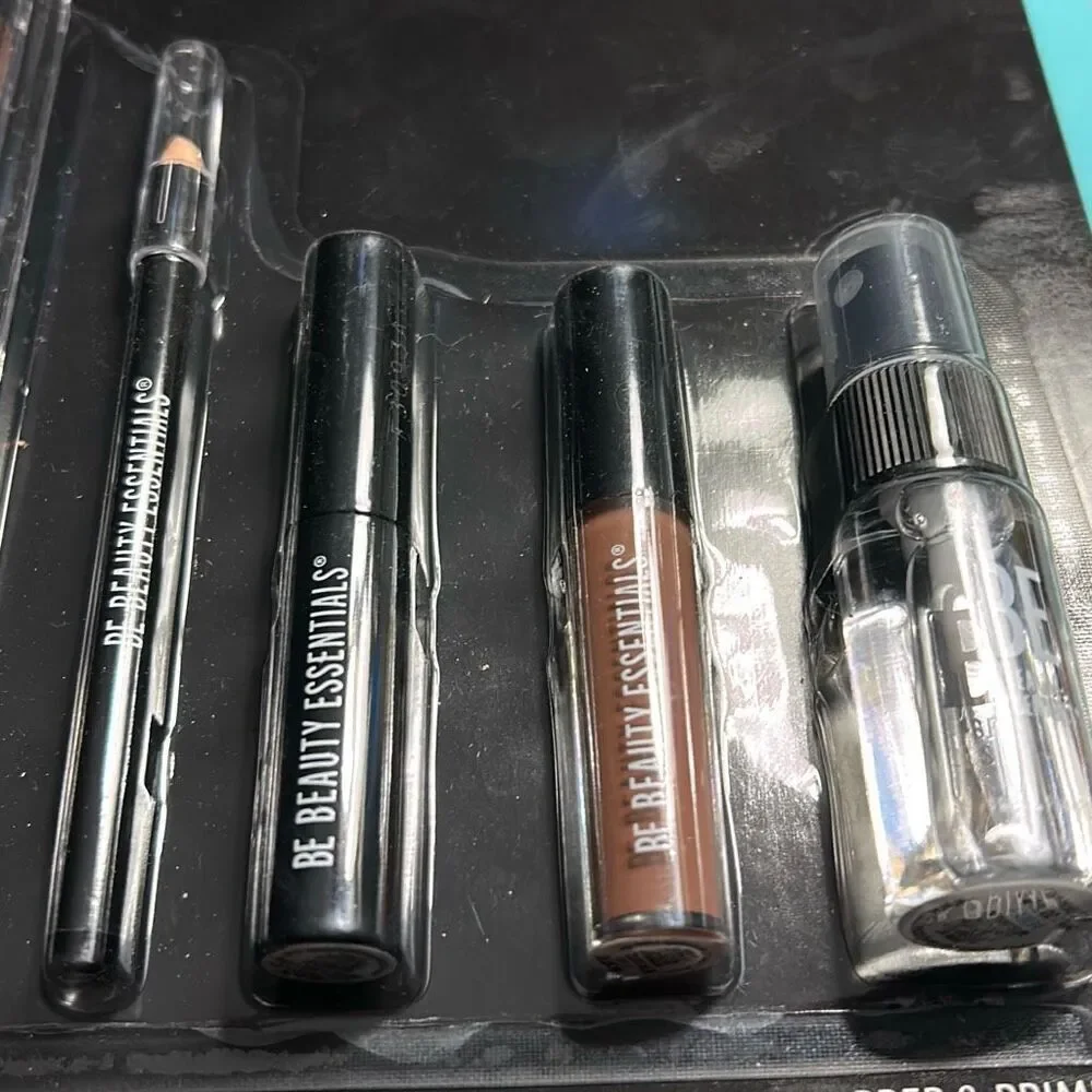 BE Beauty Essentials‎ 5 Pack Shimmer And Shine Lip And Eye Kit. NIP.